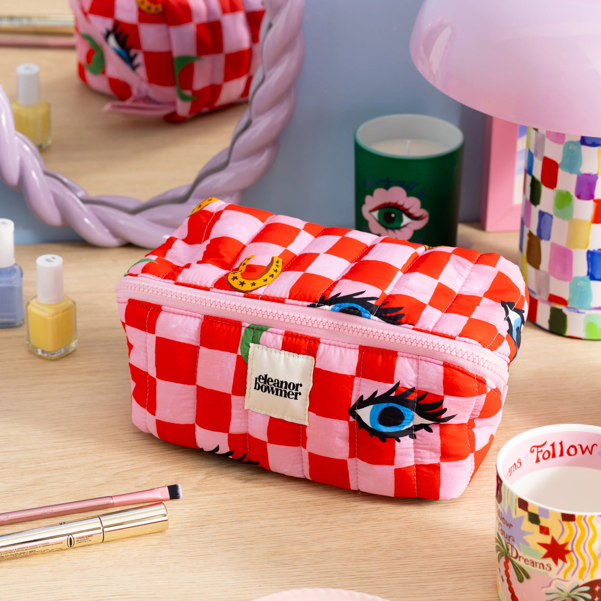 Checker Icons Flat Lay Wash Bag - Image 2