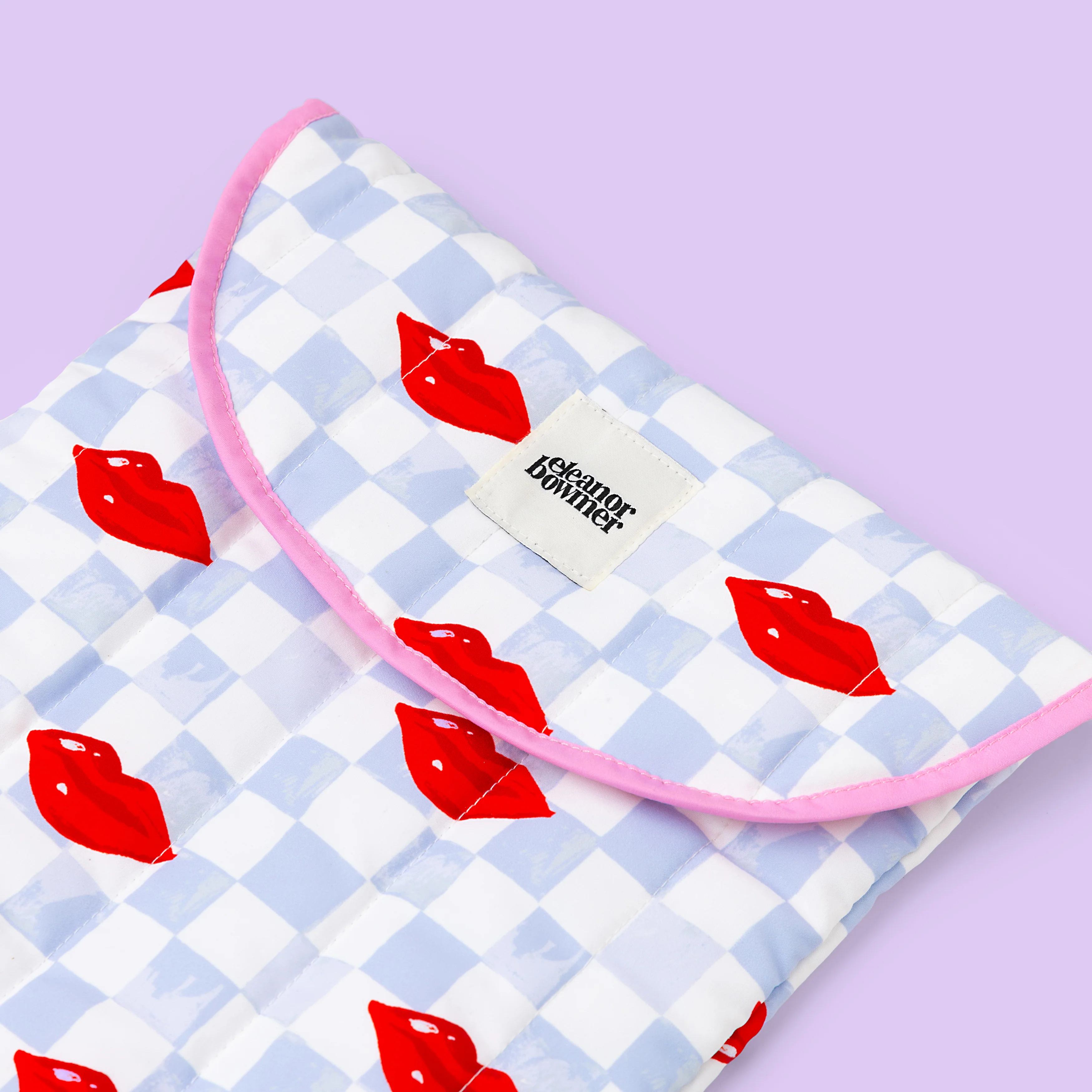 Checkerboard Lips Quilted Laptop Case - Image 3