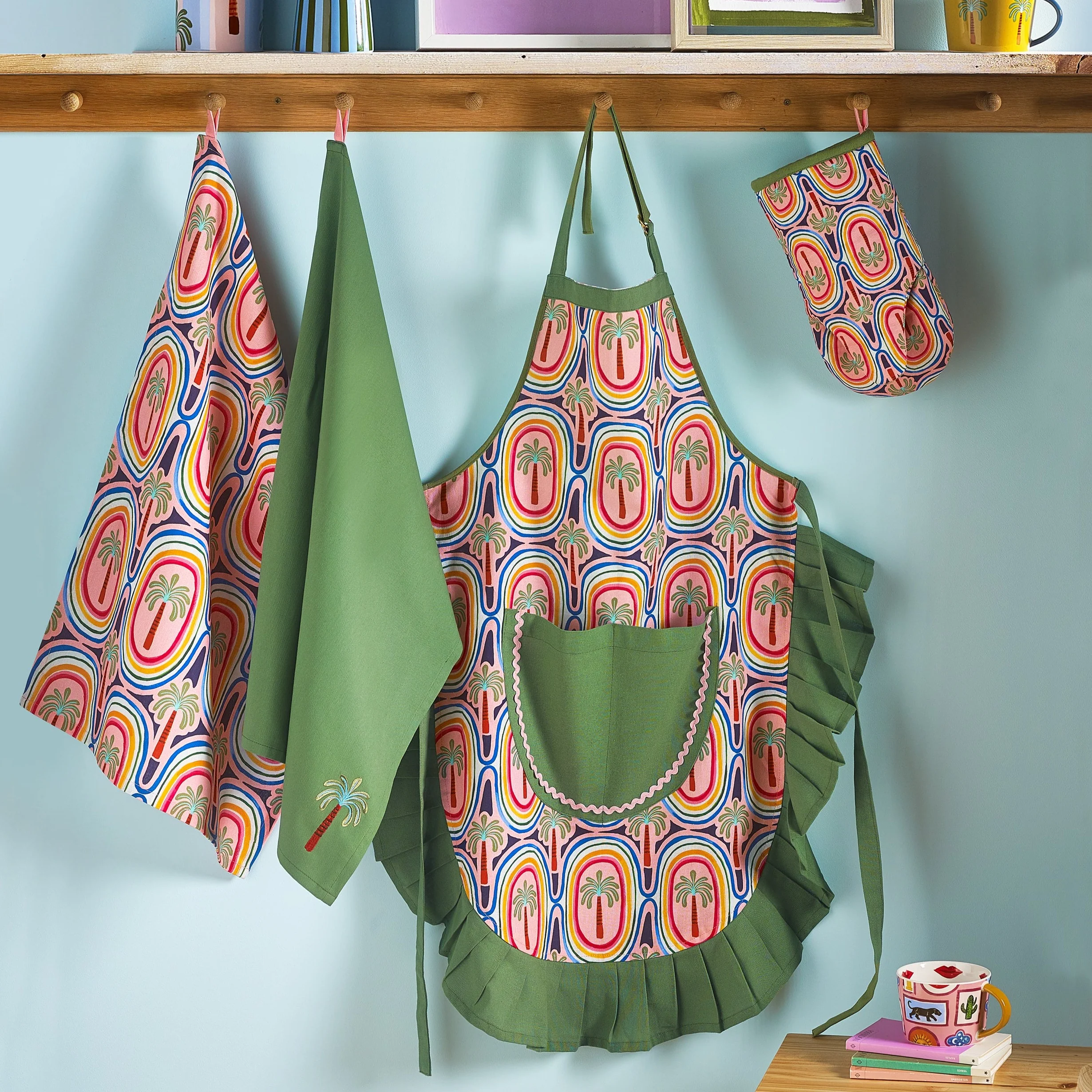 Electric Coast Palm Tree Apron - Image 3