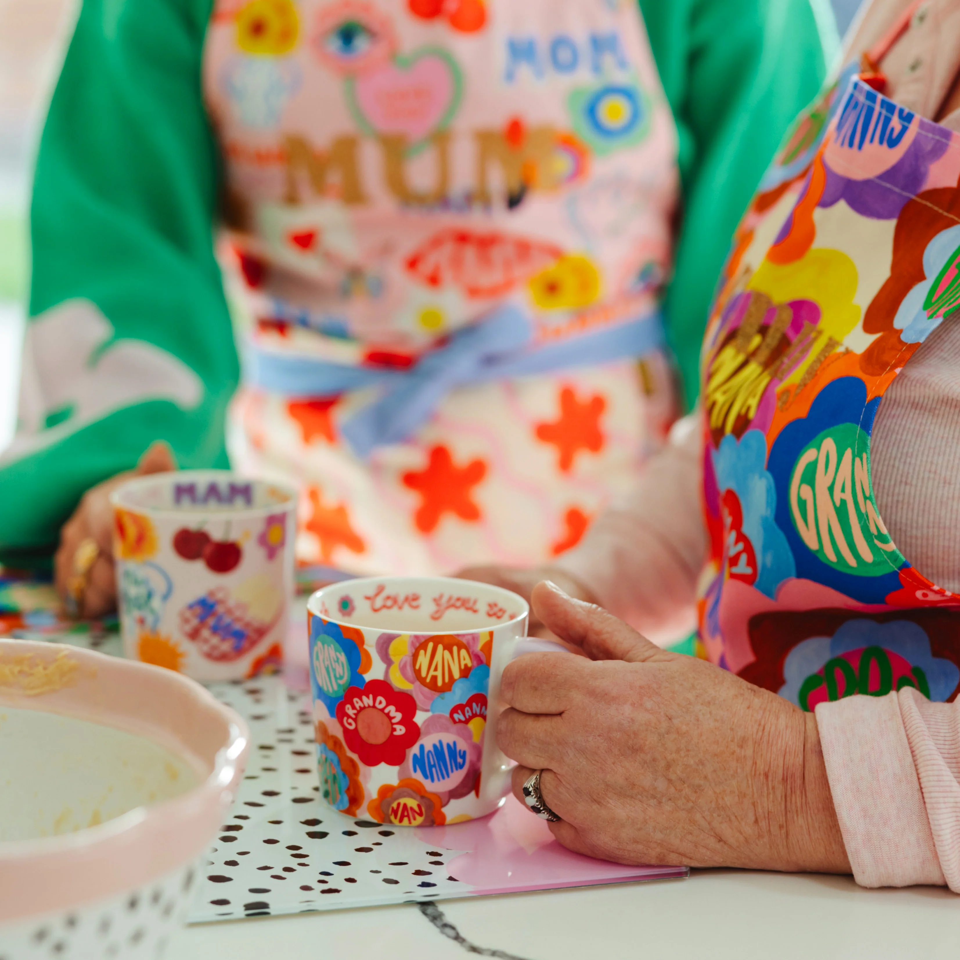 Granny Floral Mug - Image 5