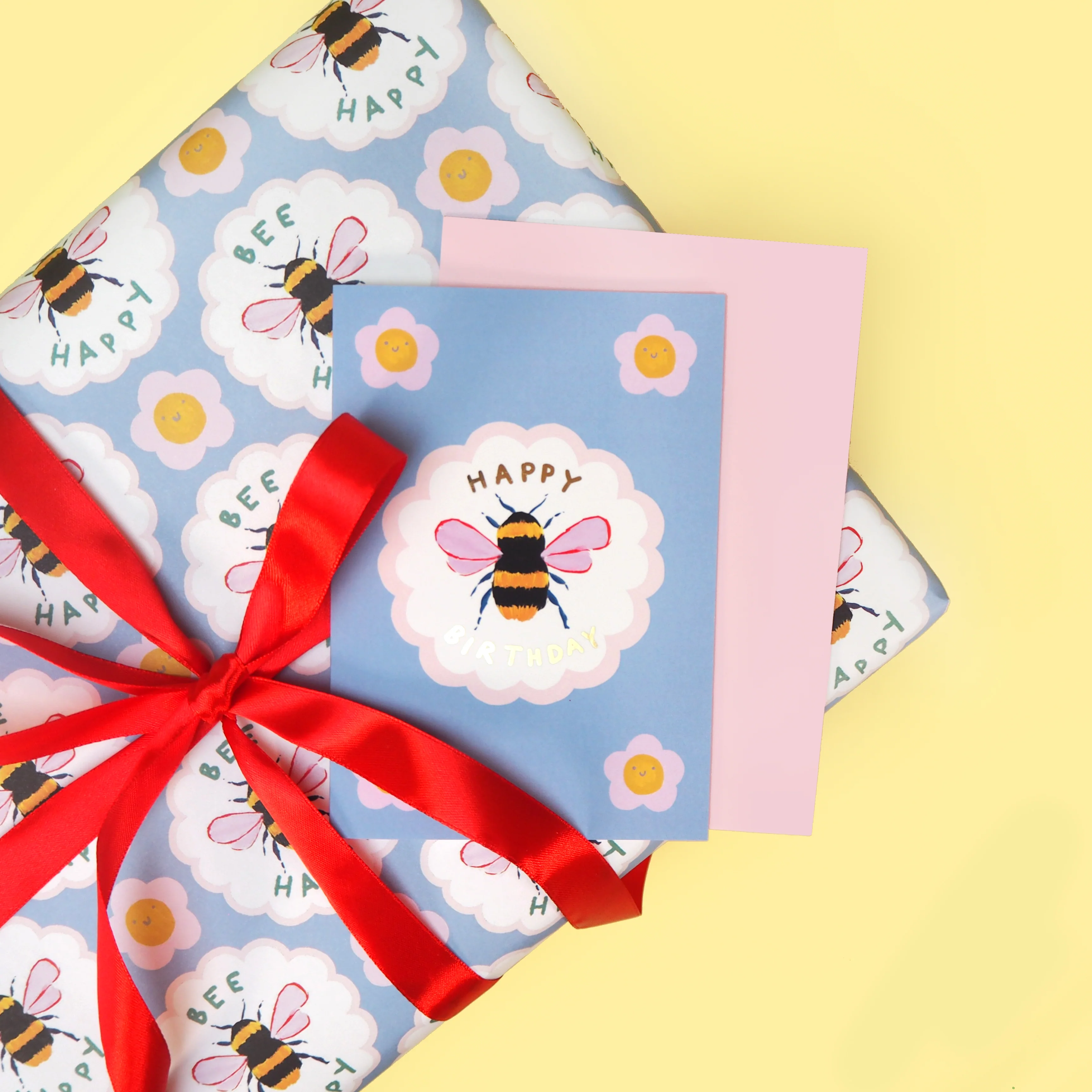 Happy Birthday Bee Card - Image 2