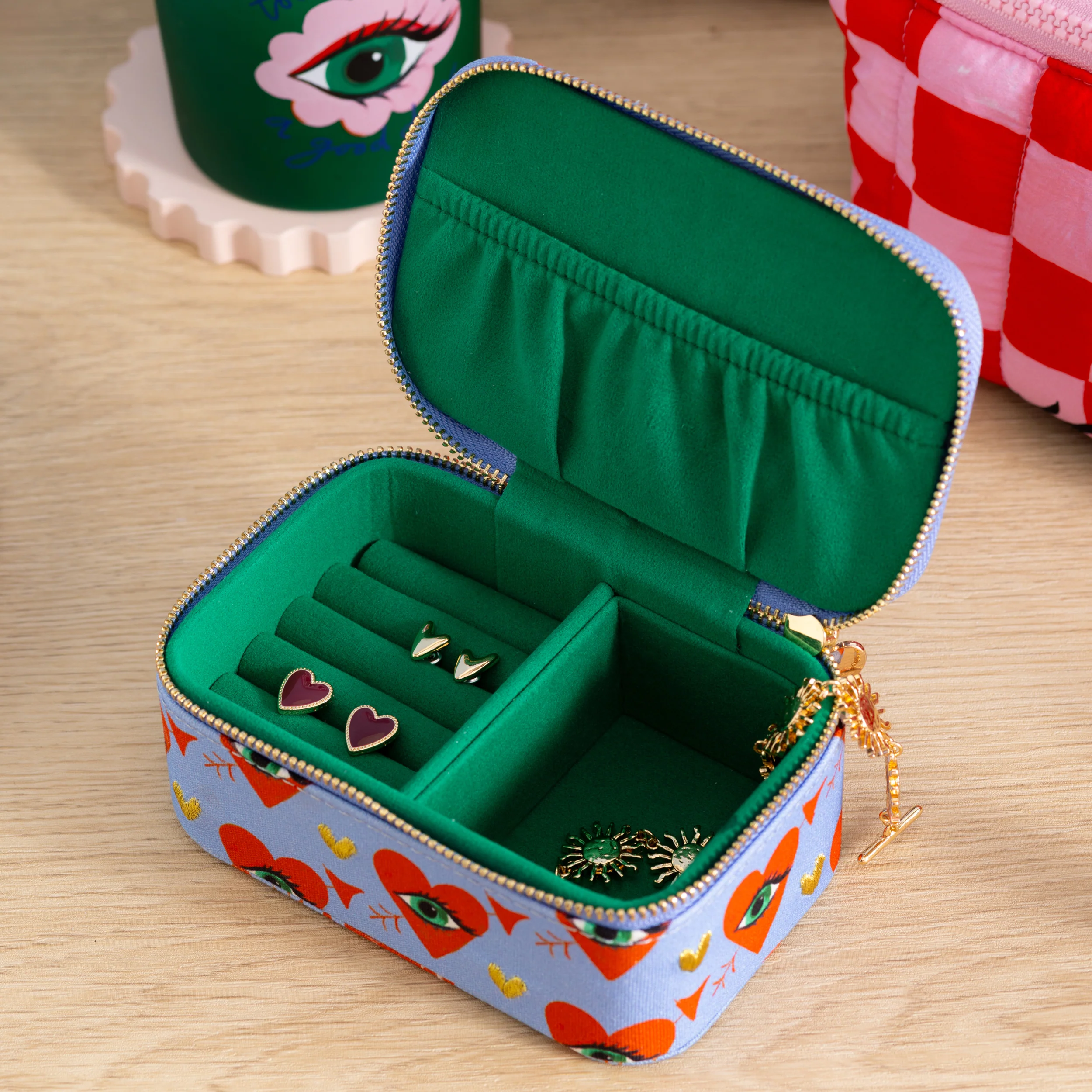 Hearts & Eyes Jewellery Box - Image 2