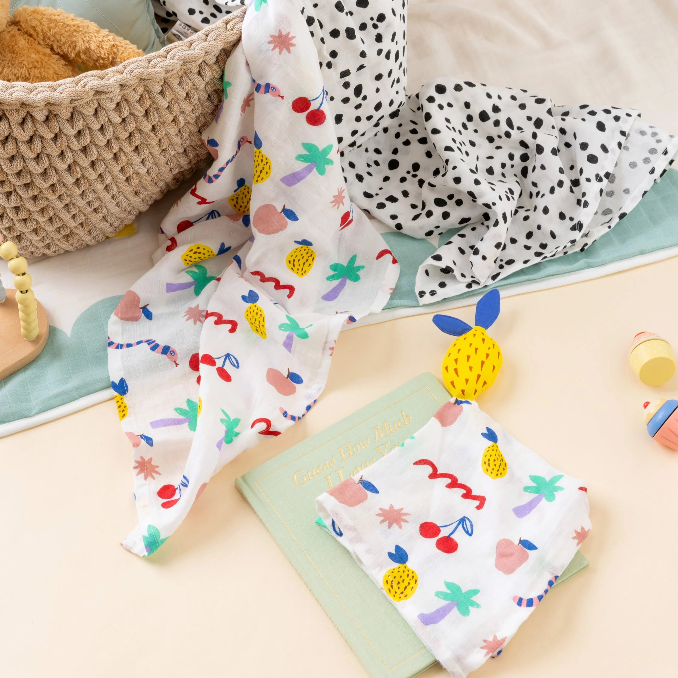 Baby Muslin Comforter Set - Image 4