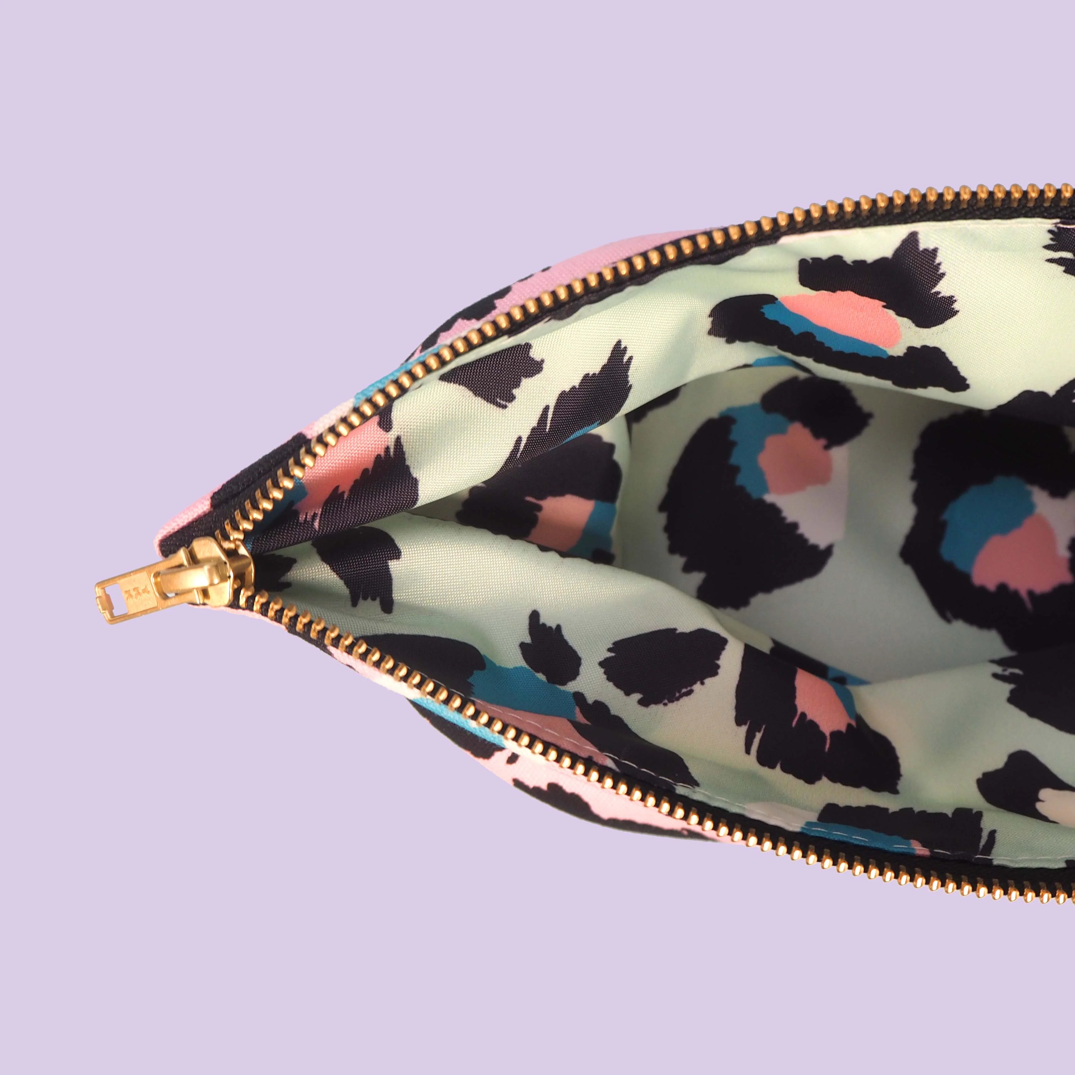 Pink Leopard Print Zip Bag - Image 4